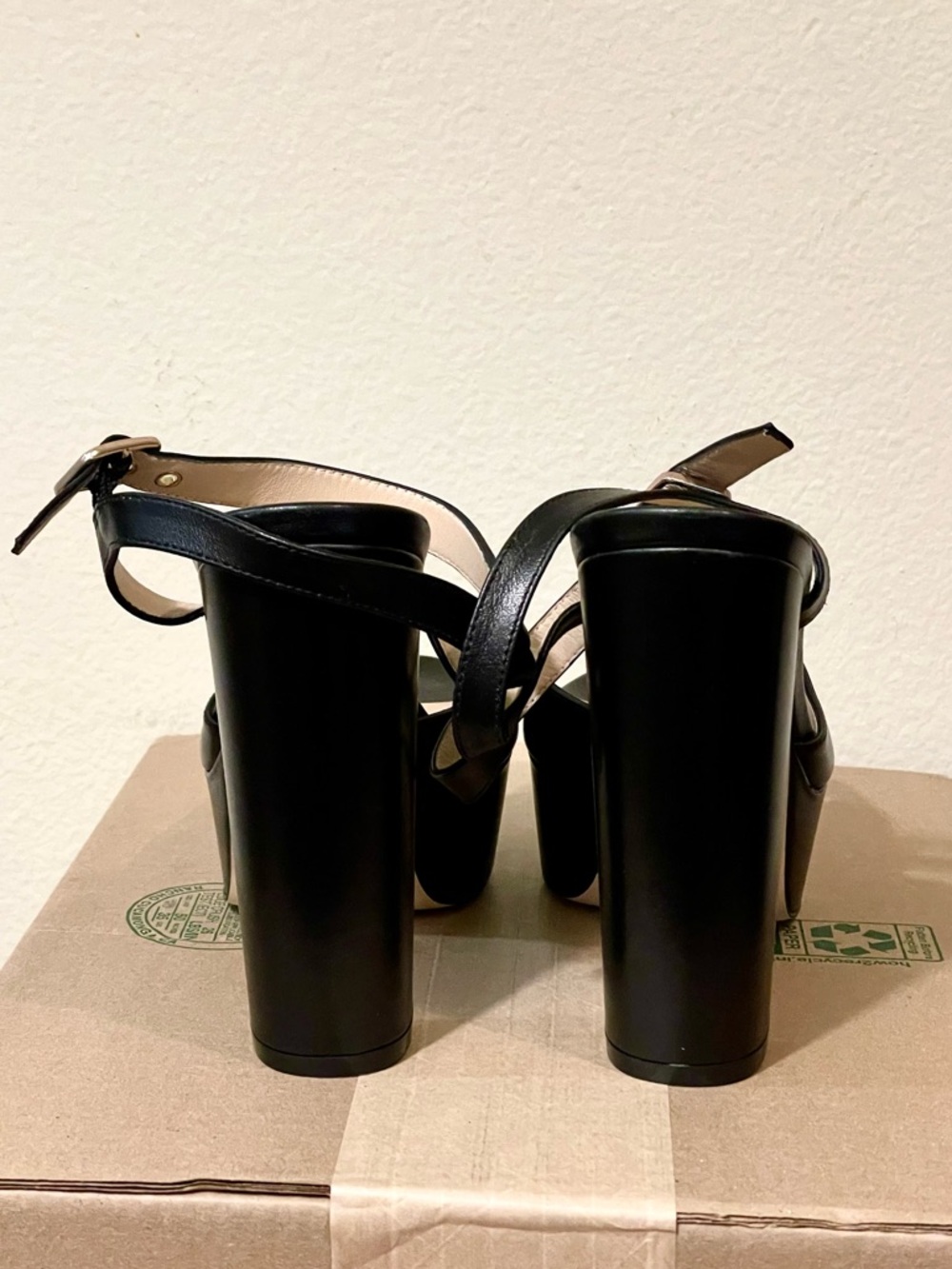 BRAND NEW Stuart Weitzman Black Leather Ryder 95 Platform Sandals Size 9 Medium - Picture 5 of 7